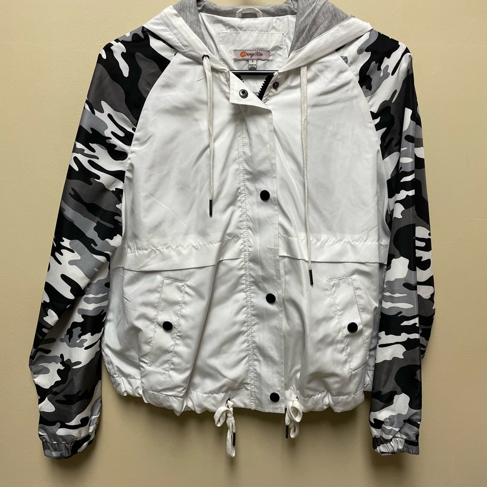 Lightweight Windbreaker Jacket